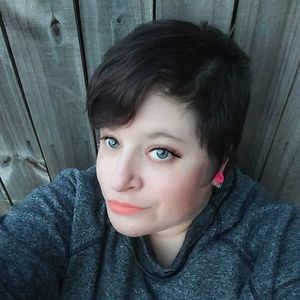 Meet your Posher, Kendra